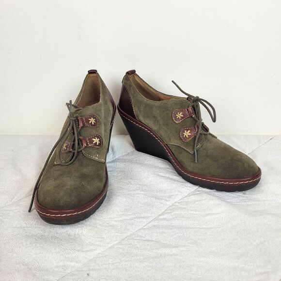 Sofft Shoes - Sofft Camila Wedge lace-up leather booties 7.5M Olive green contrast stitching
